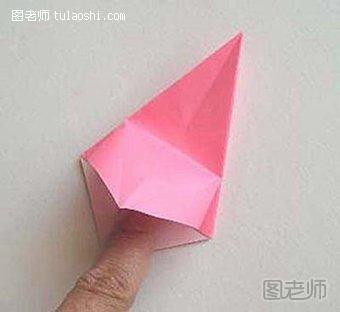 百合花折纸教程10