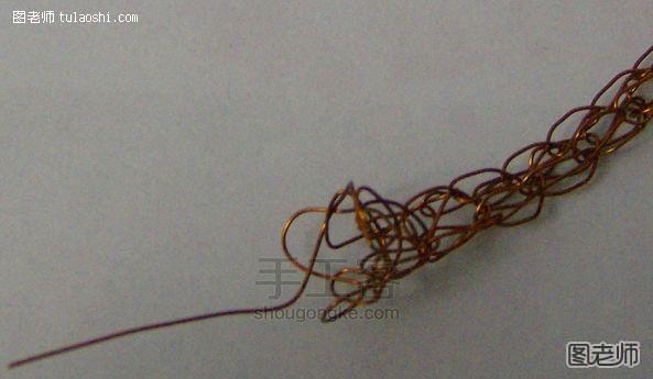 [教你用工具]自制编织器编织金属丝手镯 第11步
