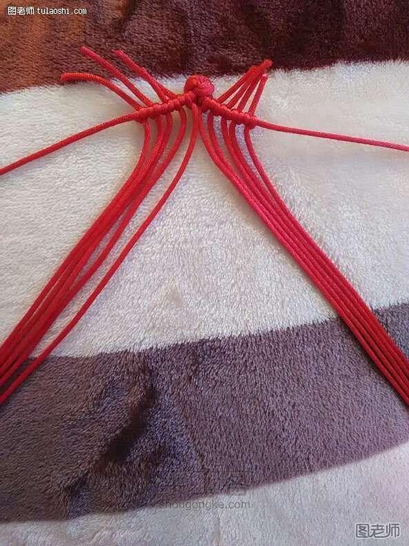 斜卷结系列之红绳小鱼编织制作教程 第3步
