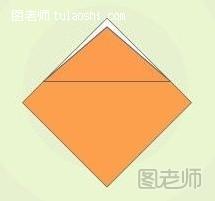 步骤8:沿着下图的上边三角形的两条边三等分，在第二个三等分点的直线处，折叠一个三角形下来