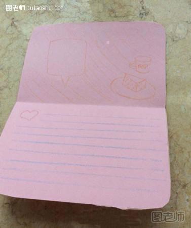 步骤8:在卡纸上画上自己喜欢的图案，写上祝福