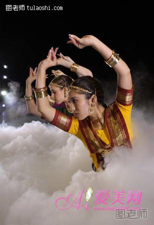  领略极富特色的民族舞蹈 了解更多舞蹈常识 