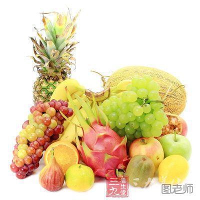 水果也含有大量的抗氧化剂，而且有益补充水分。