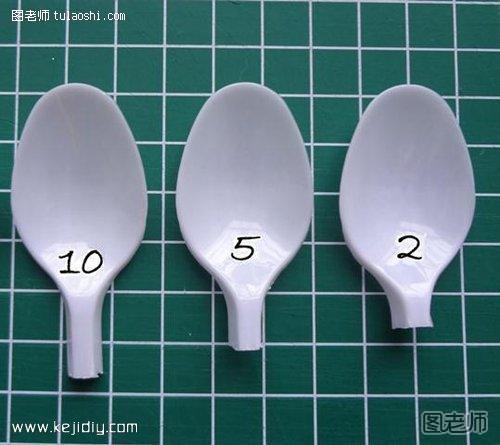 一次性塑料勺子变废为宝制作塑料花- www.kejidiy.com