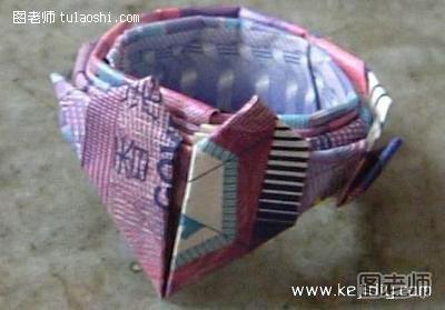纸币折纸心形戒指的方法- www.kejidiy.com