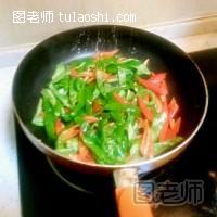 辣椒炒肉经典版：组长教你做湘菜的做法图解2