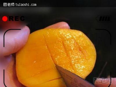 芒果怎么剥皮图解,芒果剥皮方法