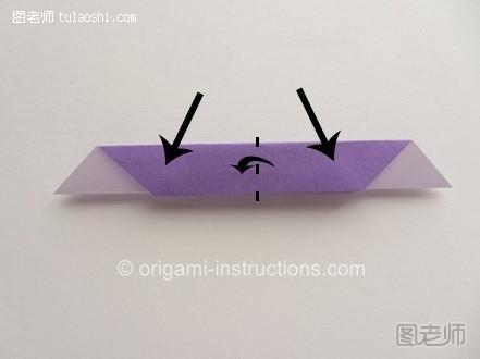 折纸大全图解中的折纸花制作教程就属这里看到的这个组合折纸花最为简单