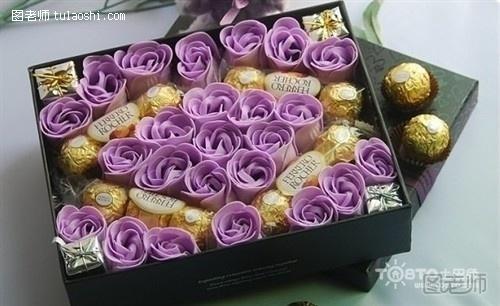 紫玫瑰花语及图片 紫玫瑰代表什么意思
