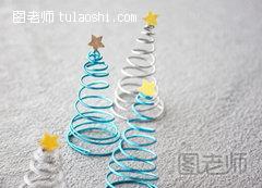 铁丝DIY简单的圣诞树