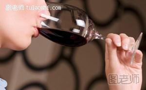 如何防止骨质疏松  每天一杯葡萄酒可防止骨质疏松