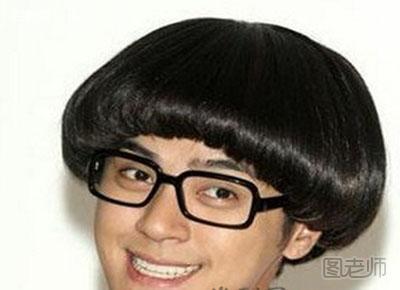 男生齐刘海蘑菇头发型图片 可爱帅气才能魅力加分