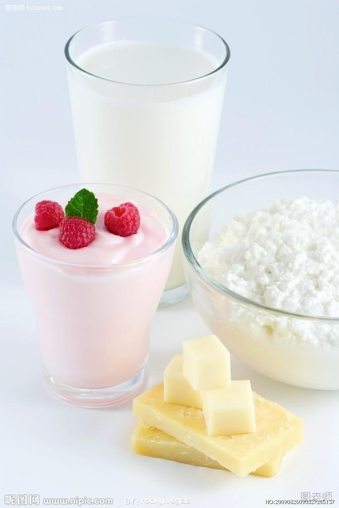 解析喝什么牛奶能美白皮肤 教你牛奶的美白妙招