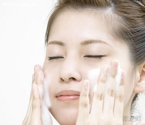 学会洗脸的正确方法 有利于肌肤健康