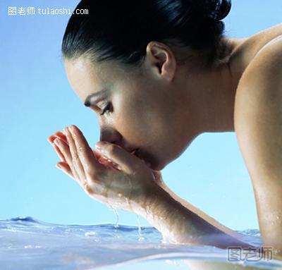 冬季肌肤保湿的关键 改善肌肤缺水状态