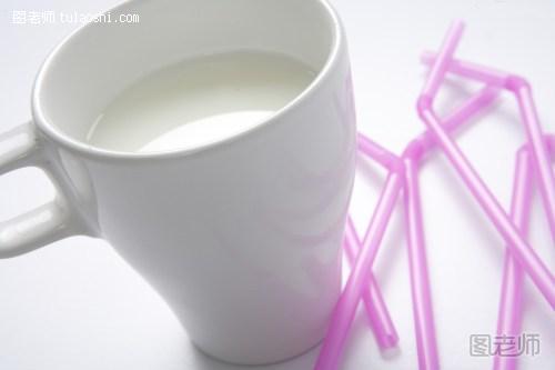 解析喝什么牛奶能美白皮肤 教你牛奶的美白妙招
