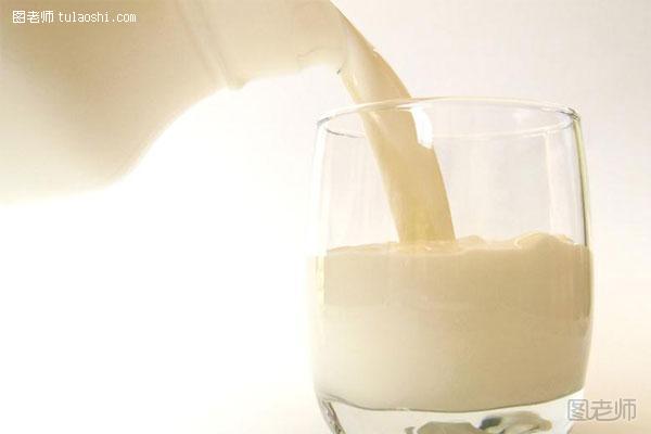 【健康生活小窍门】 专家教你如何选购牛奶