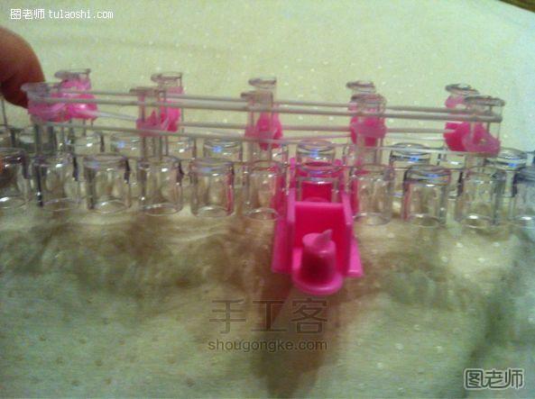 手工编织图片教程【图】 橡皮筋之粉红手镯 编织教程