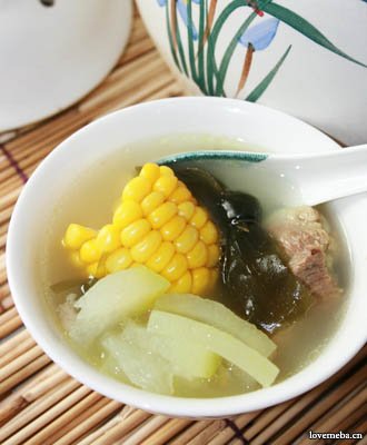【健康正确的减肥方法】 常食冬瓜玉米减肥汤的做法 