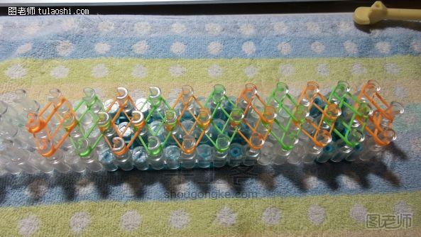 【图文】手工编织教程 橡皮筋手链编织方法