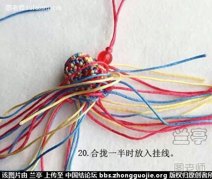 【图】手工编织图片教程 六七瓣花心形包饰制作教程