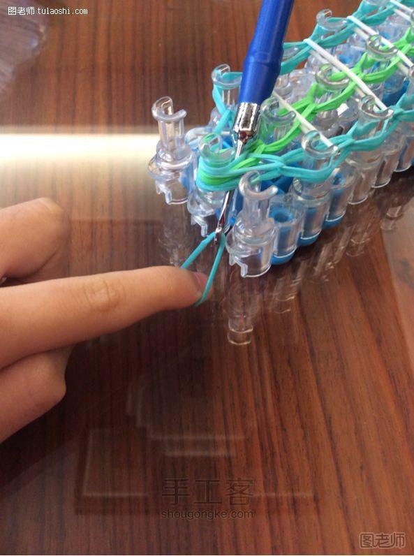 【图文】手工编织教程 橡皮筋水手细条纹手链 彩虹织机