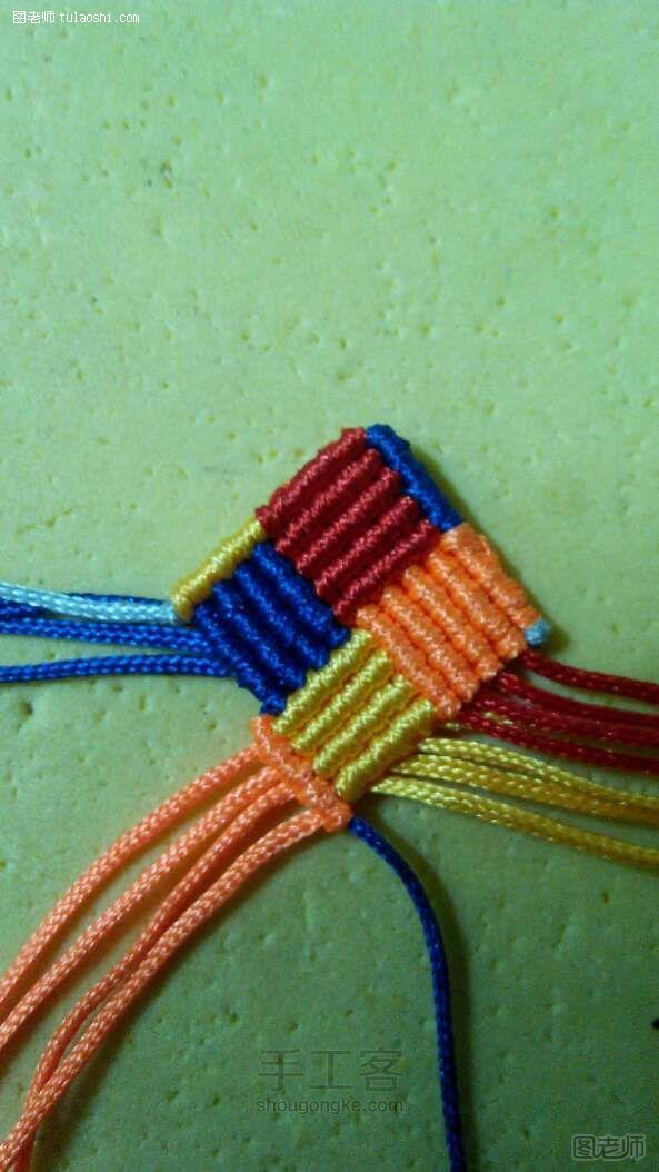 【图】手工编织图片教程 多色宽斜卷结手链