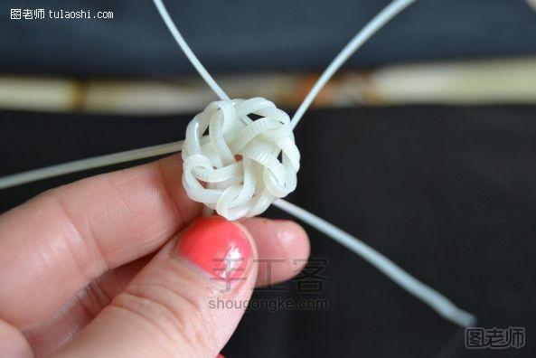 编织教程图解【图文】 塑料扎带也能做编出漂亮小花教程