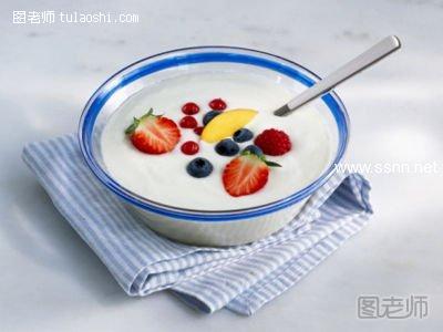 【最佳的减肥方法】 一天酸奶减肥食谱推荐 