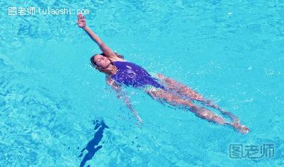 【最快的减肥方法】 强力推荐夏季游泳减肥法 