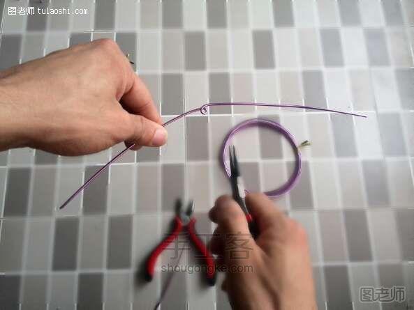 编织教程图解 动物蜘蛛铝线的做法