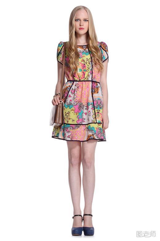 女生服装搭配图片 2015夏季高腰连衣裙搭配方法 