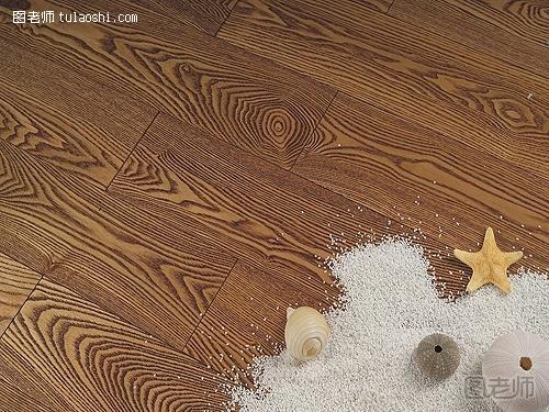木地板如何保养 强化木地板的保养技巧