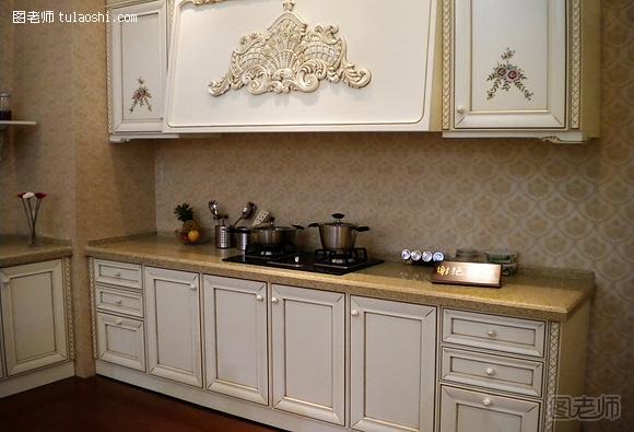 欧式厨房装修样板间图片 融合了经典欧式元素的厨房