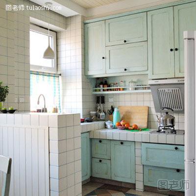 整体厨房颜色搭配效果图 营造一个清凉舒爽的环境