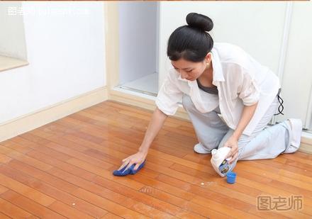 如何清洁石灰华地板 清洁石灰华地砖方法介绍