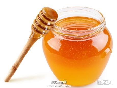 使用蜂蜜让皮肤雪白幼滑