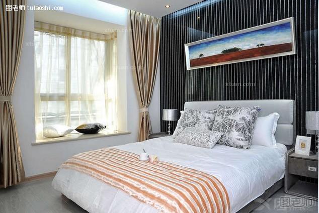 卧室窗帘颜色有助于睡眠