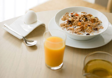 减肥早餐五原则吃边减肥