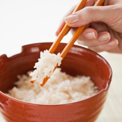 减肥新观点：吃米饭可控制体重