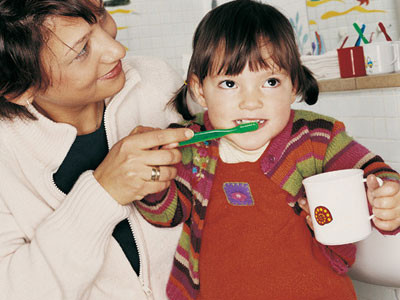 儿童刷牙要警惕牙刷残留细菌