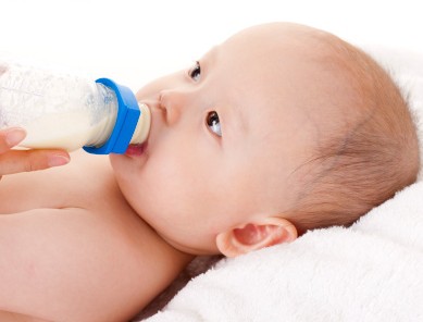怎么样给宝宝喝酸奶