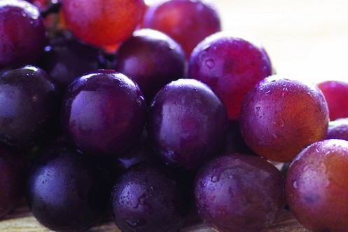  吃什么水果减肥？紫色水果助于排毒瘦身