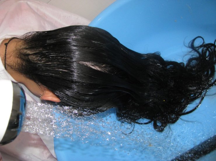 如何正确洗头发