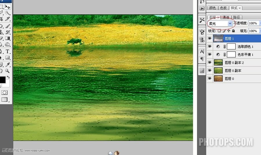 Photoshop为干旱的土地加一汪绿色的清水,PS教程,图老师教程网