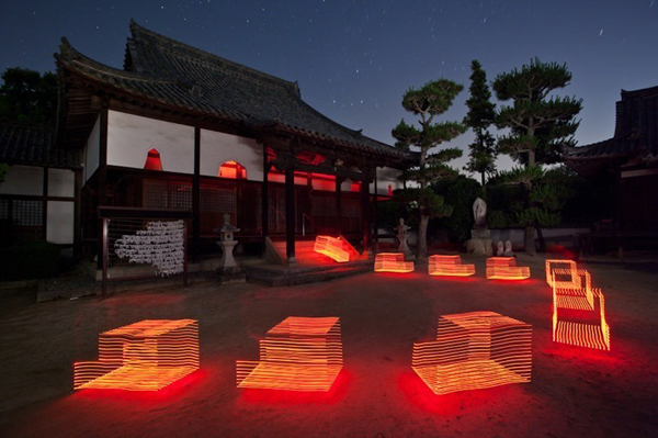 日本摄影创作团体 Fiz-iks 惊人的 3D 光画摄影作品