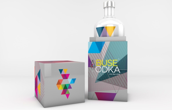 国外经典包装设计--瑞士绝对伏特加（Absolut Vodka）白酒包装设计