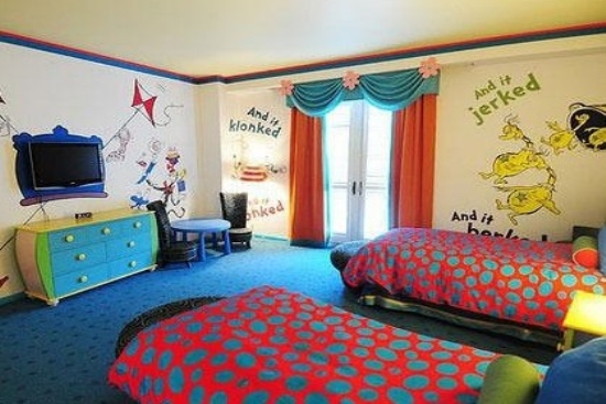 10款儿童房背景墙设计 七彩童话入梦来10款儿童房