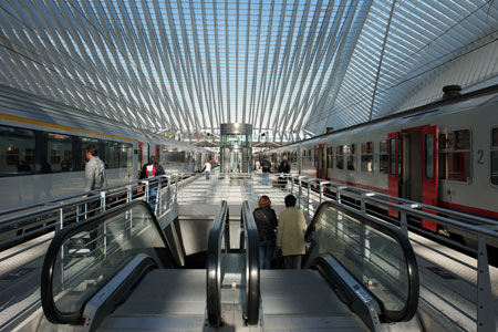 圣地亚哥卡拉特拉瓦(Liege-Guillemins)火车站