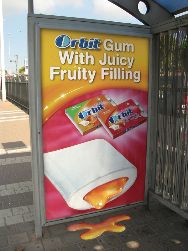 美国Orbit无糖口香糖户外广告